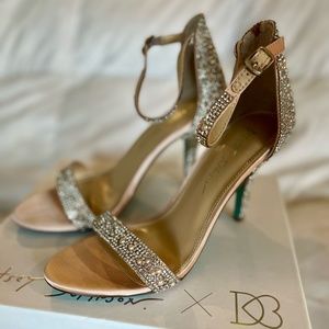 BETSEY JOHNSON X DB Jeweled Metallic Stiletto Sandals Size 8